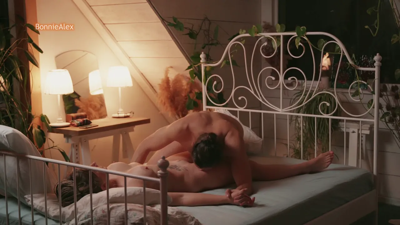 Night of a thousand kisses. kissing massage and tantric sex