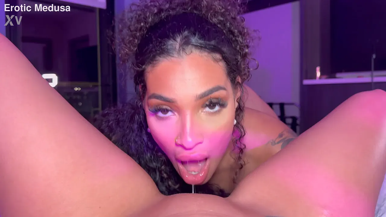 The perfect girls night with Kali Roses