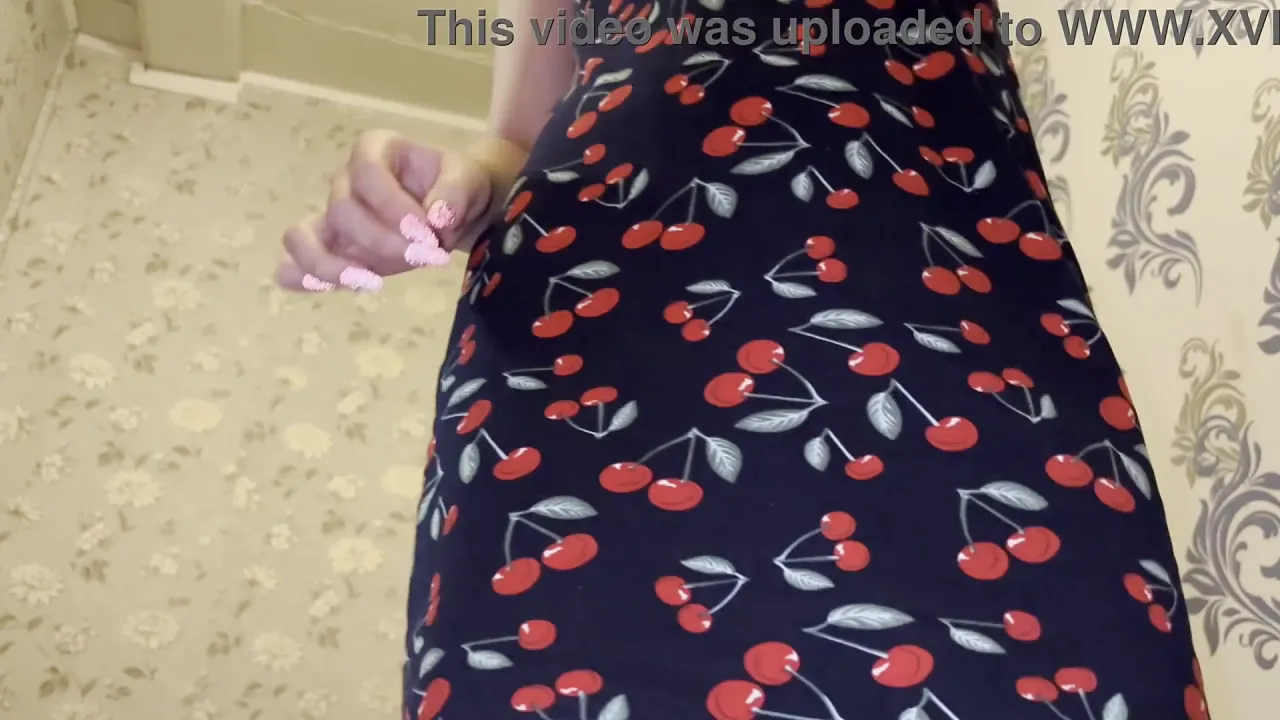 Brunette beauty masturbates her big wet pussy to orgasm in a solo homemade video