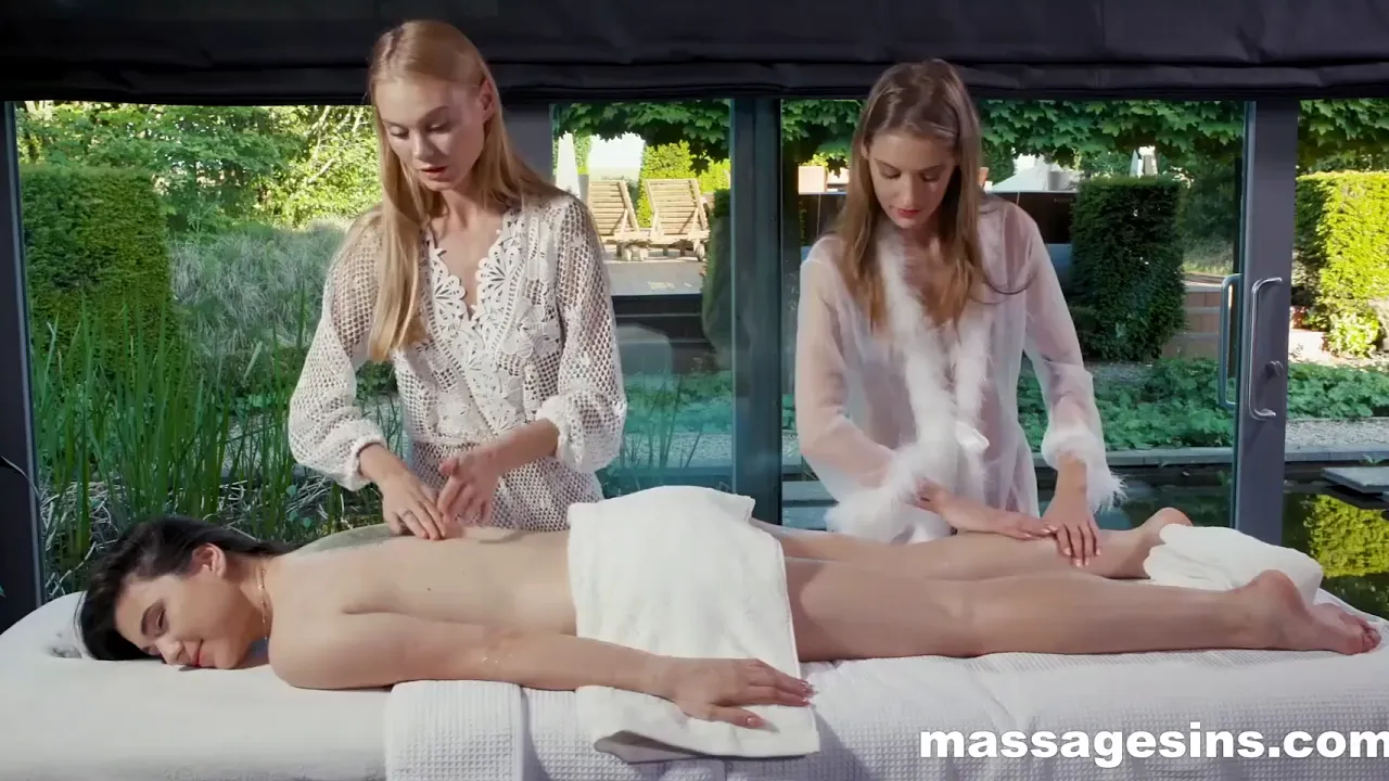 Massage therapist threesome with Dido Angel, Hayli Sanders and Tiffany Tatum