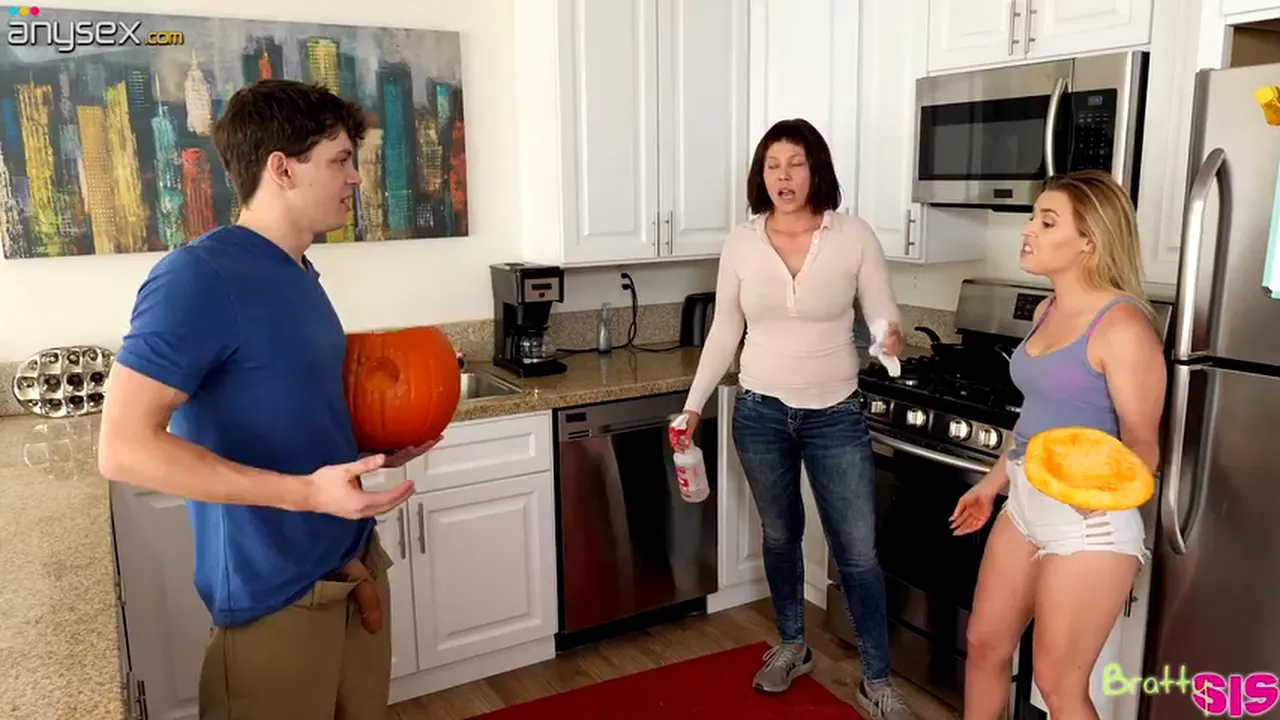 Aubrey Sinclair seduces her stepbrother for a hard fuck while their unsuspecting stepmom