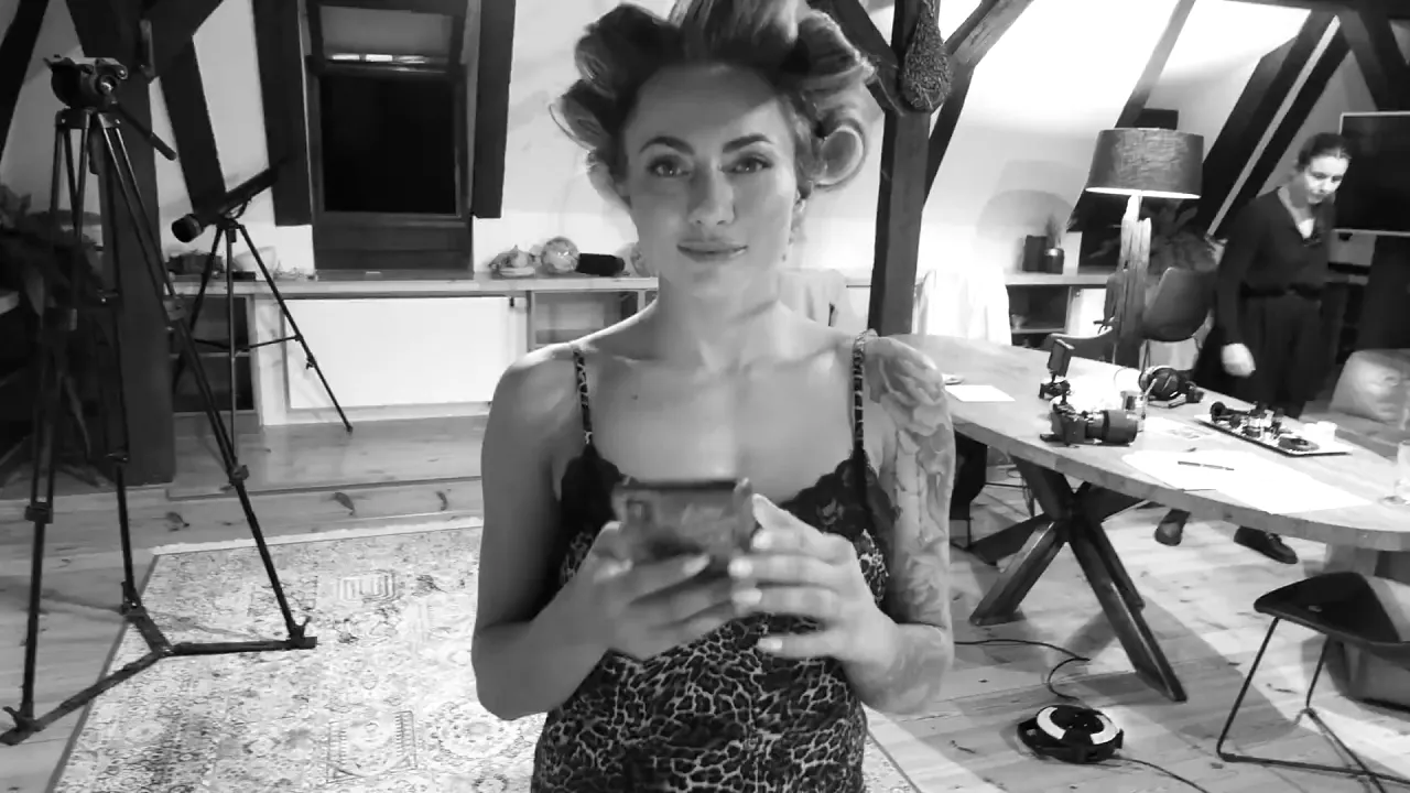 Tattooed blonde Czech female musician strips solo backstage