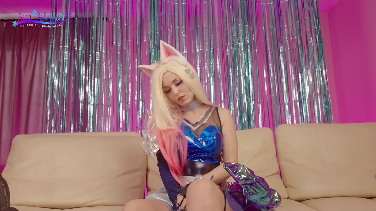 Sia Siberia plays Ahri cosplaying solo while fingering her ass and using a dildo before
