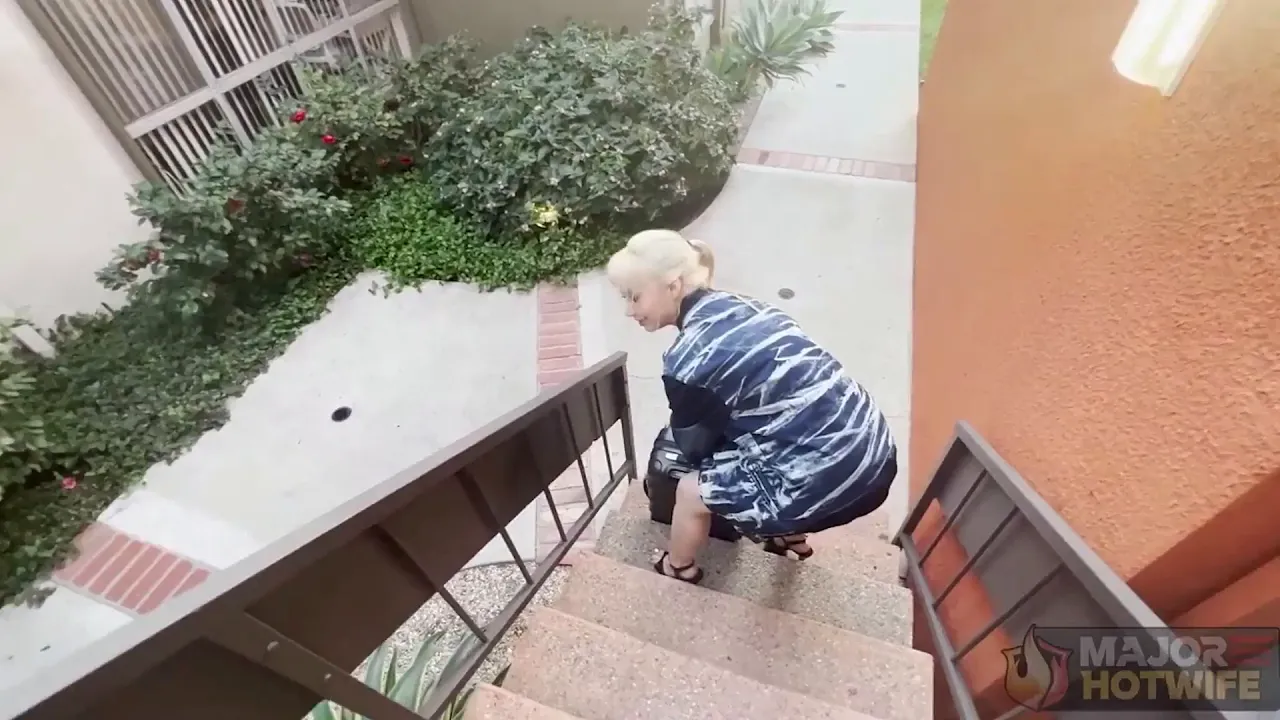 Beautiful face beauty big butt video