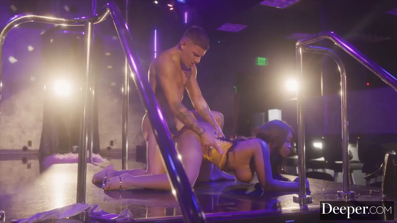 Brunette Lily Starfire gives a private show with hardcore sex at the strip club