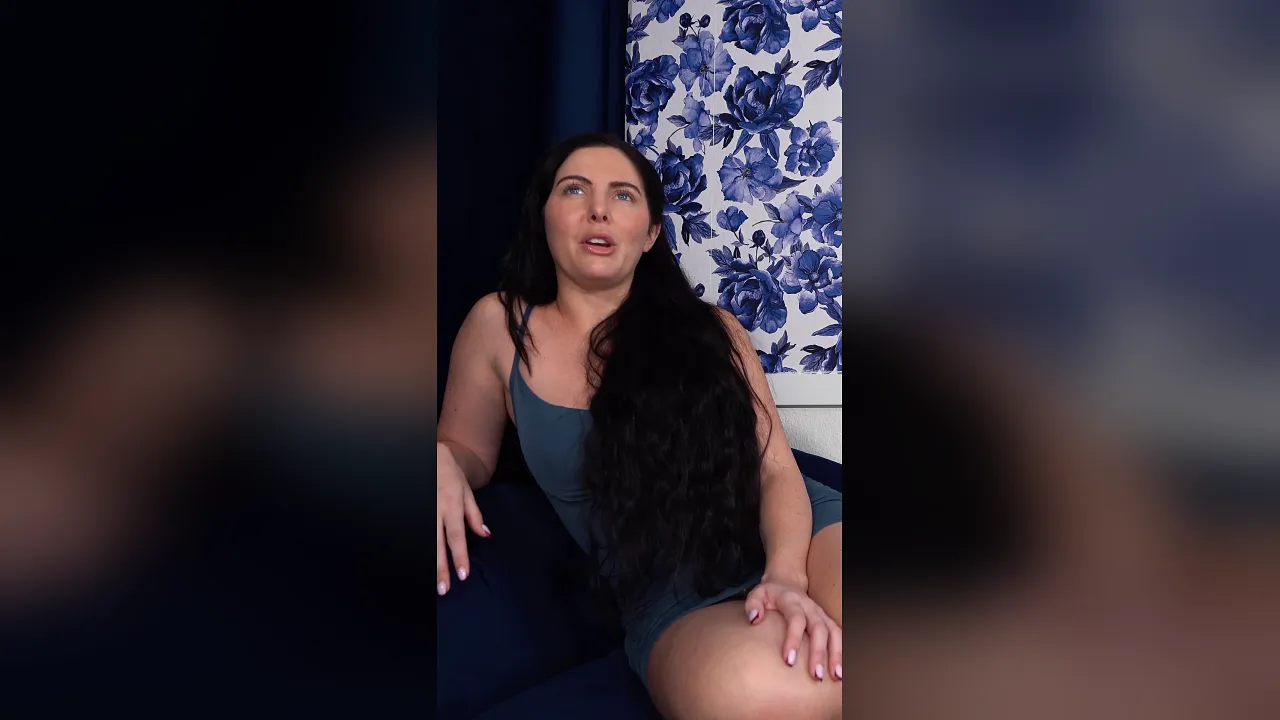 Sexy Theodora day, talks porn!!