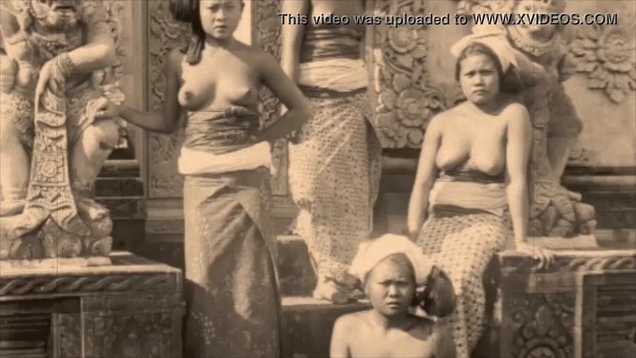 Vintage women with big natural boobs in retro interracial scenes