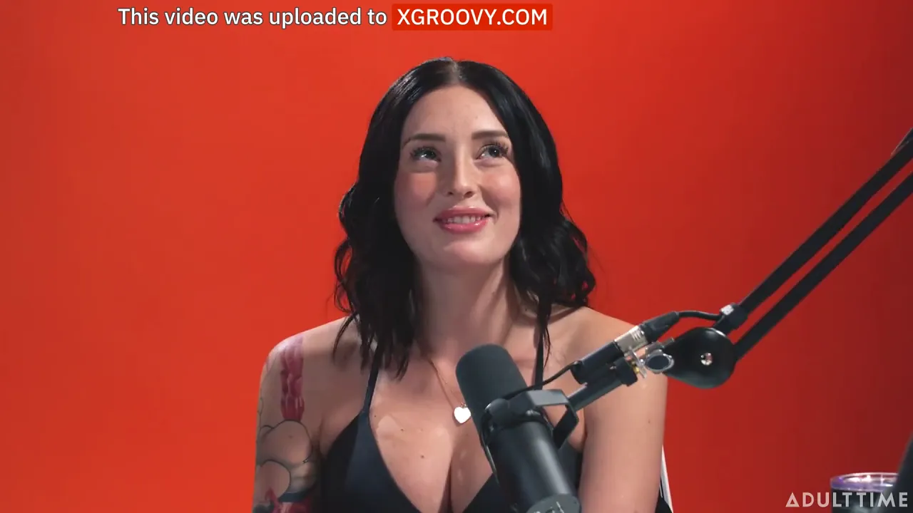 Big Tits female orgasm MILF video
