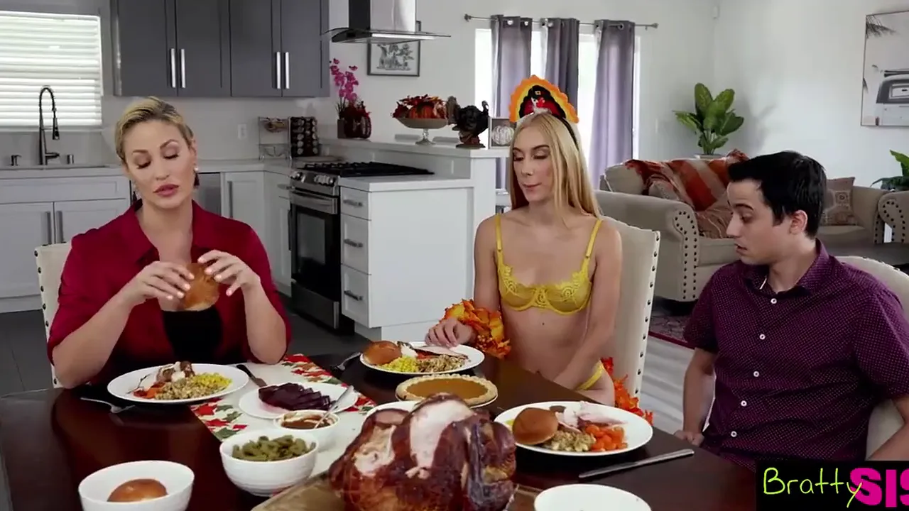 Blonde stepsister rides big dick in Thanksgiving lingerie