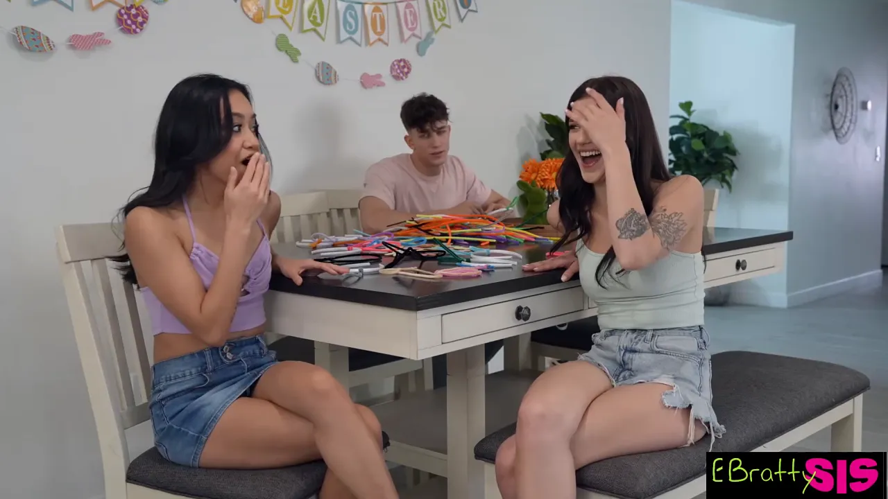 Asian cosplayer Jade Kimiko gives a blowjob and hand job before cumming on camera