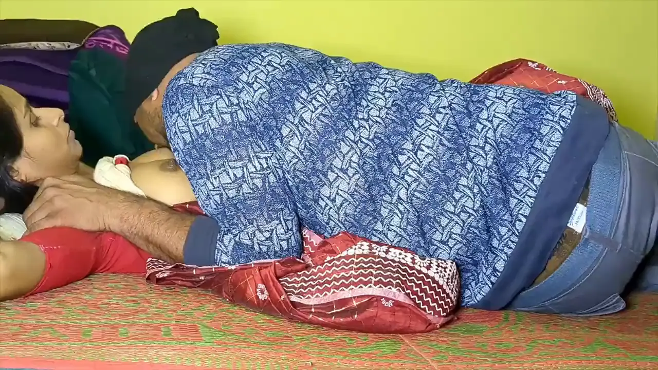 Indian amateur Bhabhi gets finged and fucked in the kitchen