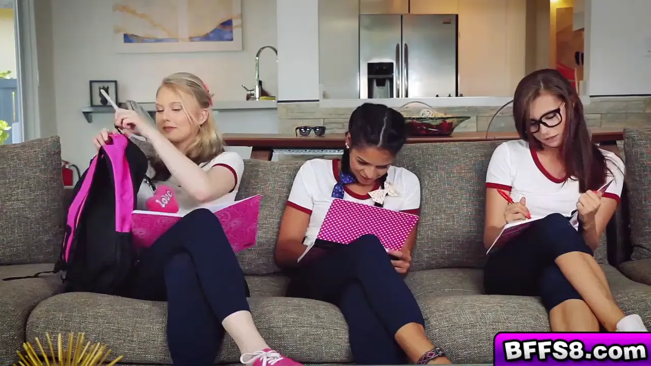 Flirty bffs bangs with a new student