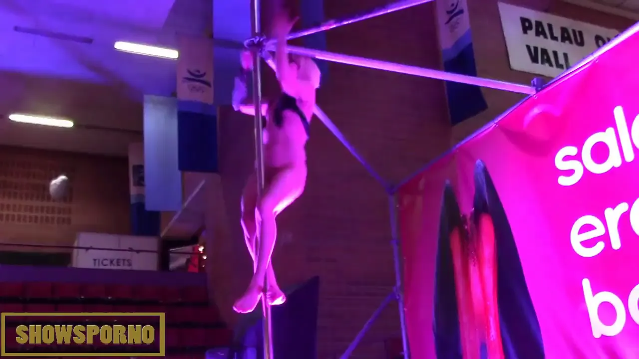 Blonde dances and masturbates in public while a guy watches