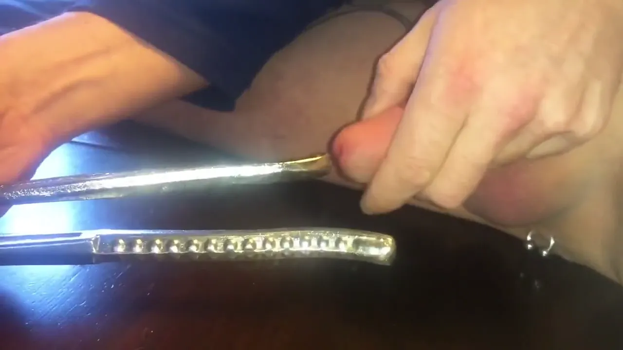 Bi6slave inserts a wrench into her urethra for painful CBT
