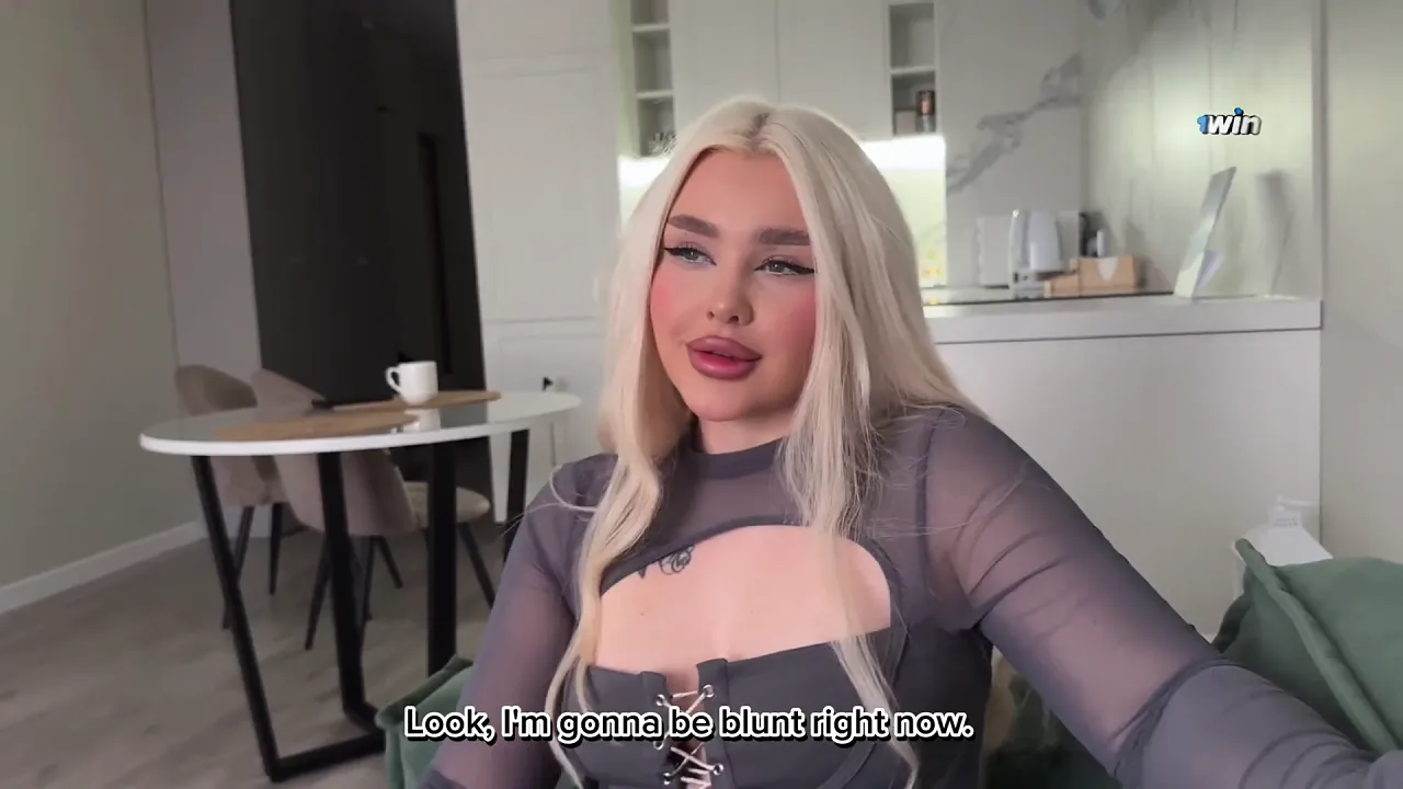 Big Tits blonde beautiful video