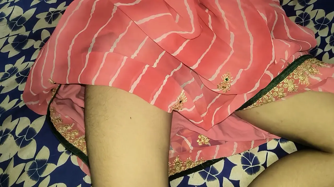 Young amateur Nisha4126 plays with her pussy piercing in homemade video