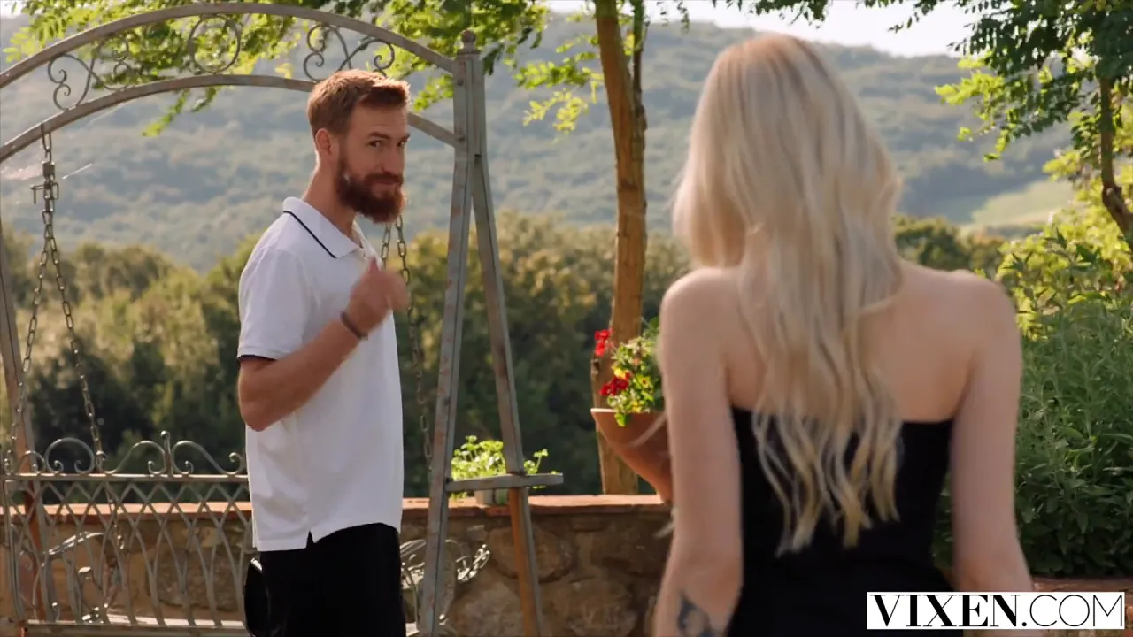 Blonde employee deepthroats boss's cock and gets cumshot in missionary