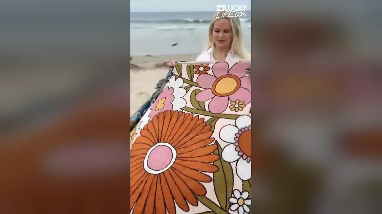 California beach babe Slimthick Vic gets blowjob and fucked in missionary, cowgirl and