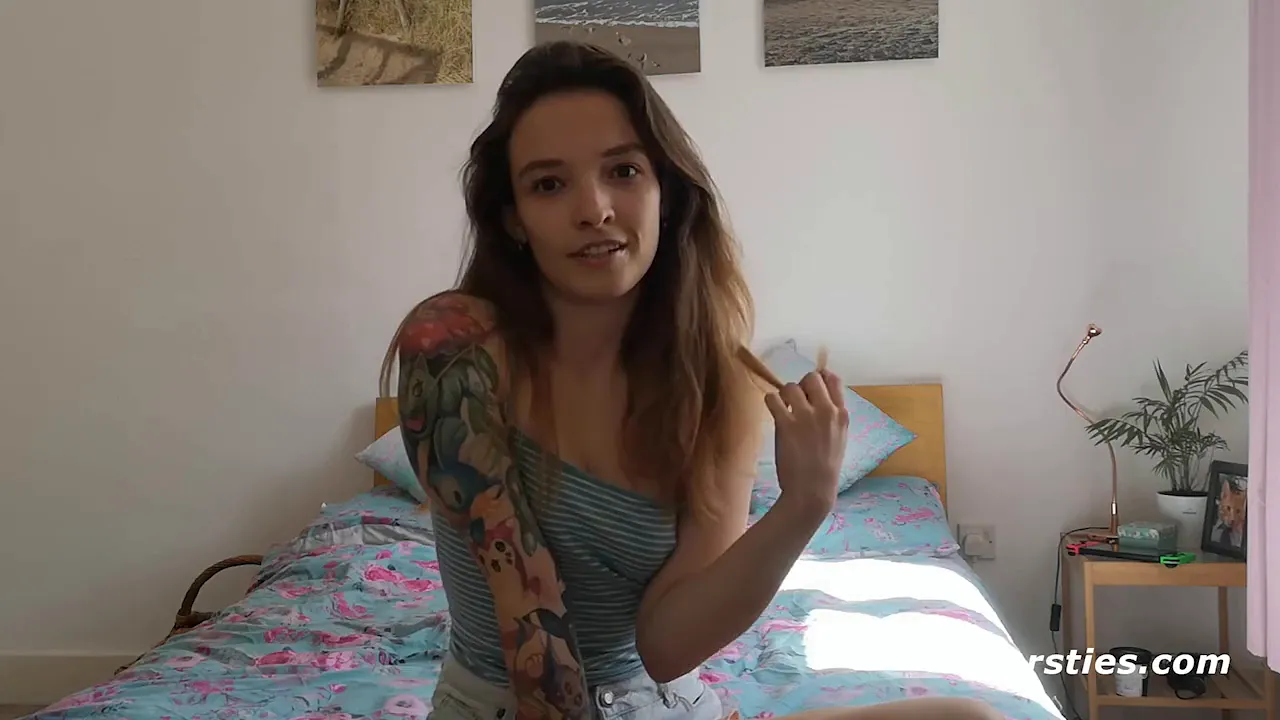 Brunette solo masturbation with a toy