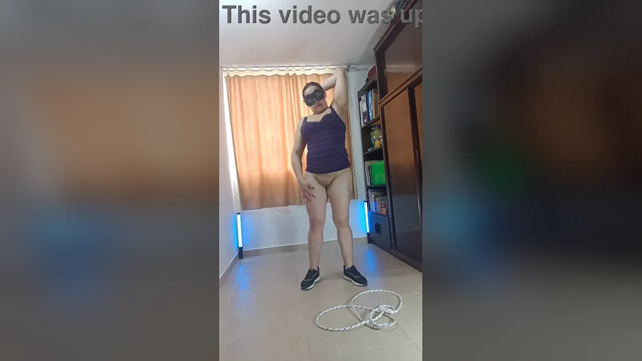 Latina amateur slut wife Valery Saenz exercises naked and records herself