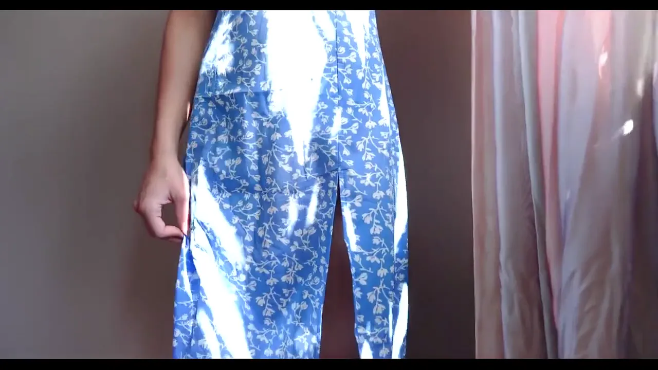 Amateur Sofia Wingberg tries on new panties for the camera