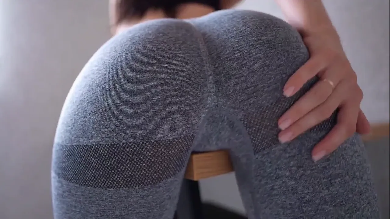 Curvy brunette in leggings rubs her beefy pussy to multiple orgasms