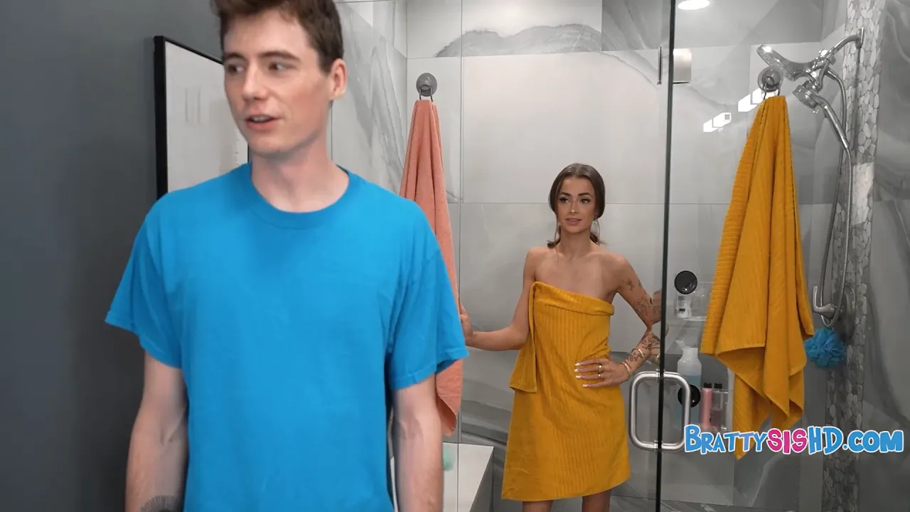 Jodie Johnson's big ass stepsister gets fucked by her stepbrother in the shower