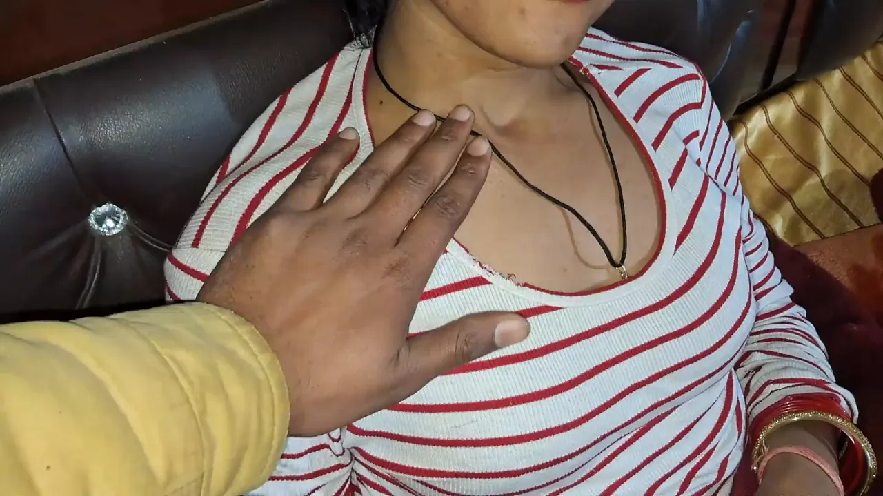 Desi bhabhi gives her brother-in-law a blowjob and has enthusiastic missionary sex in bed