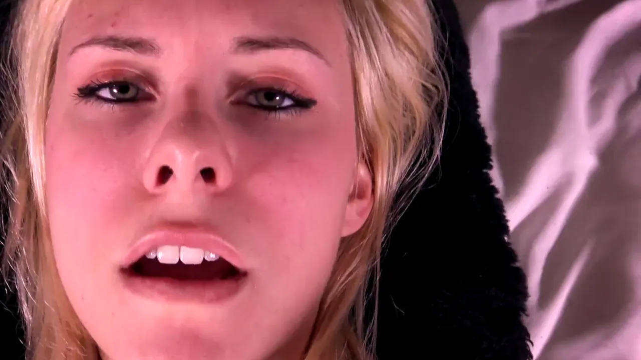 Blonde girl Jamie Stone gets romantic anal creampie